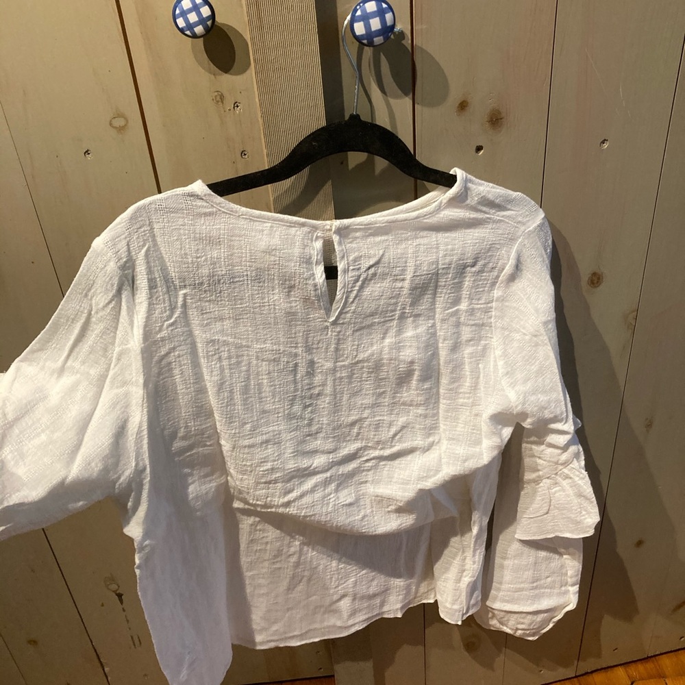 White ruffle top - Picture 2 of 4